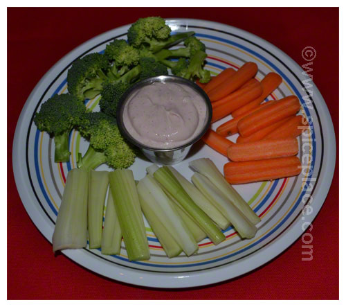spatini-dip-italiano-serving Serving of Spatini Dip Italiano with Veggies